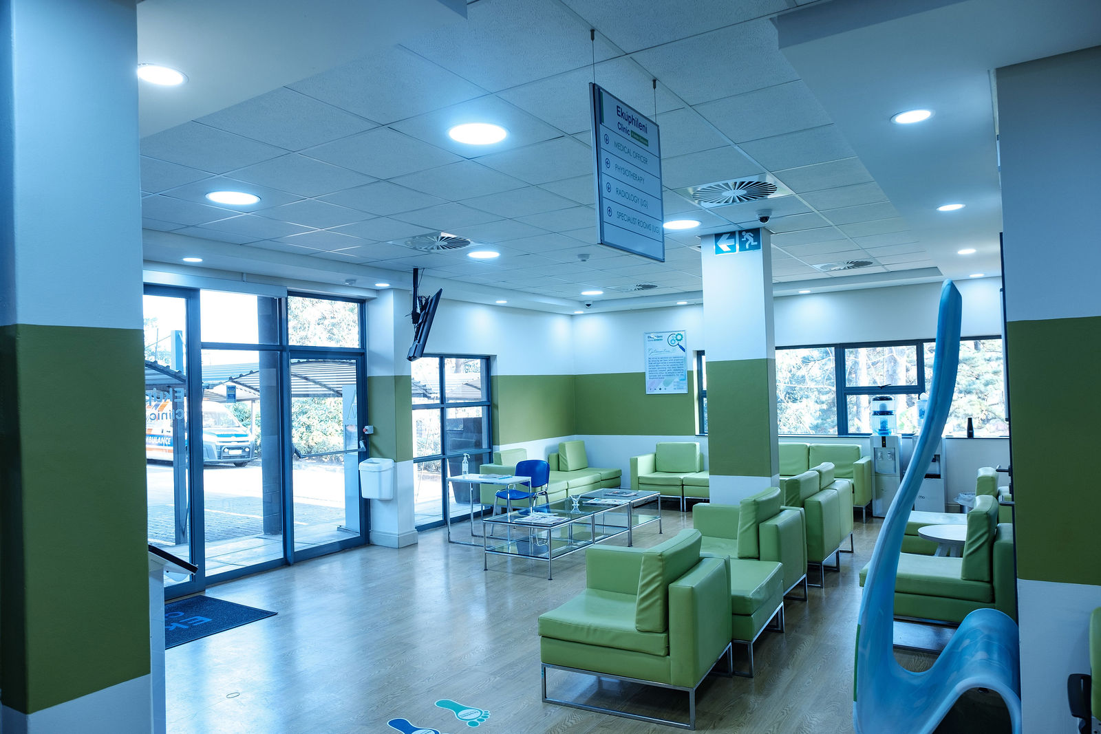 Ekuphileni Clinic reception lounge